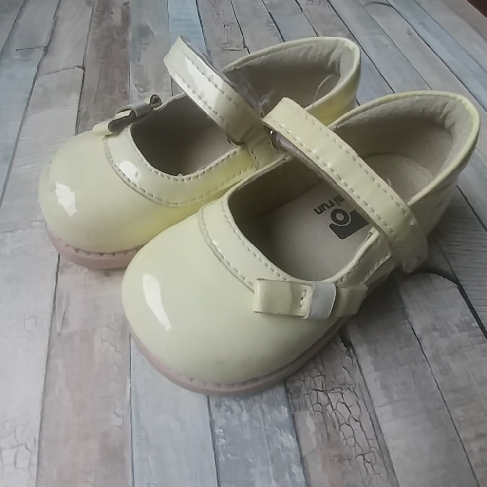 See Kai Run Mary Jane shoes